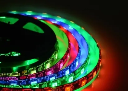 Светодиодная влагозащищенная лента Apeyron 14,4W/m 60Led/m 5050SMD разноцветная 2M 86ЦЛ